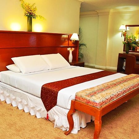 Hotel Grand Men Seng Davao City Exteriér fotografie